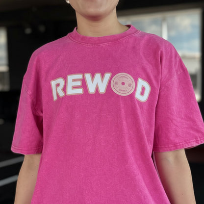 Gym Mom Acid Wash Over Size Tee